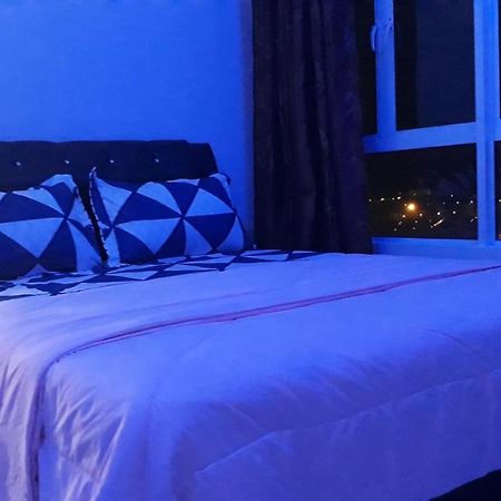 Homestay Shah Alam - Near I-Cty ภายนอก รูปภาพ