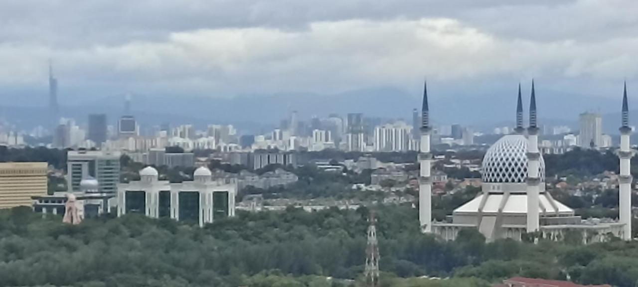 Homestay Shah Alam - Near I-Cty ภายนอก รูปภาพ